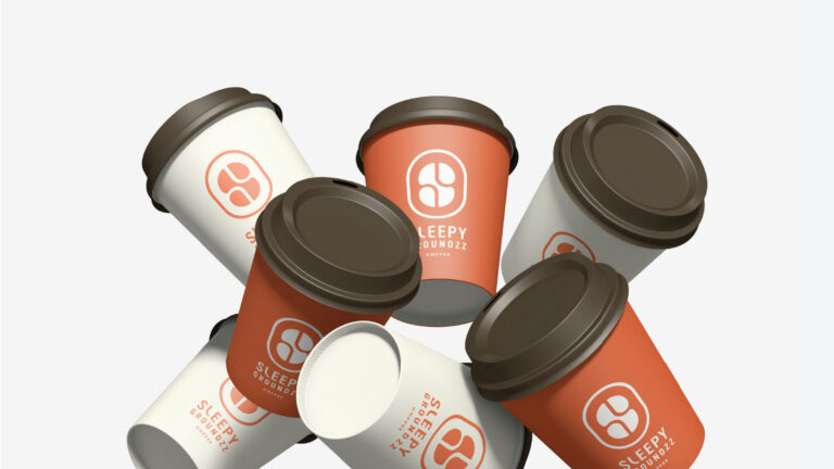 Sleepy Groundzz — ตัวอย่างการใช้งานแบรนด์ (mockup) งานออกแบบ CI โดย Brandfolio